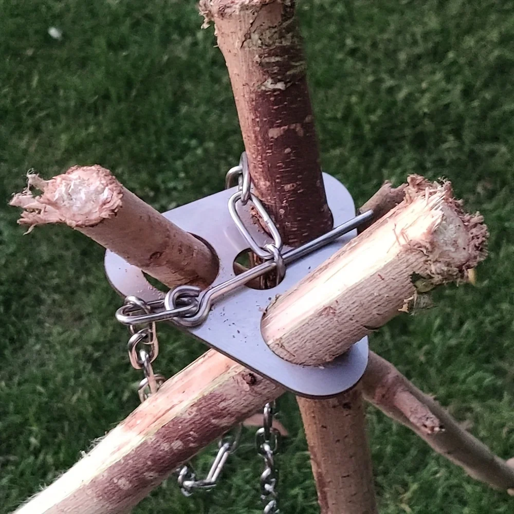 Stainless Steel Camping Tripod - Camping Cooking Survival 评论和价格